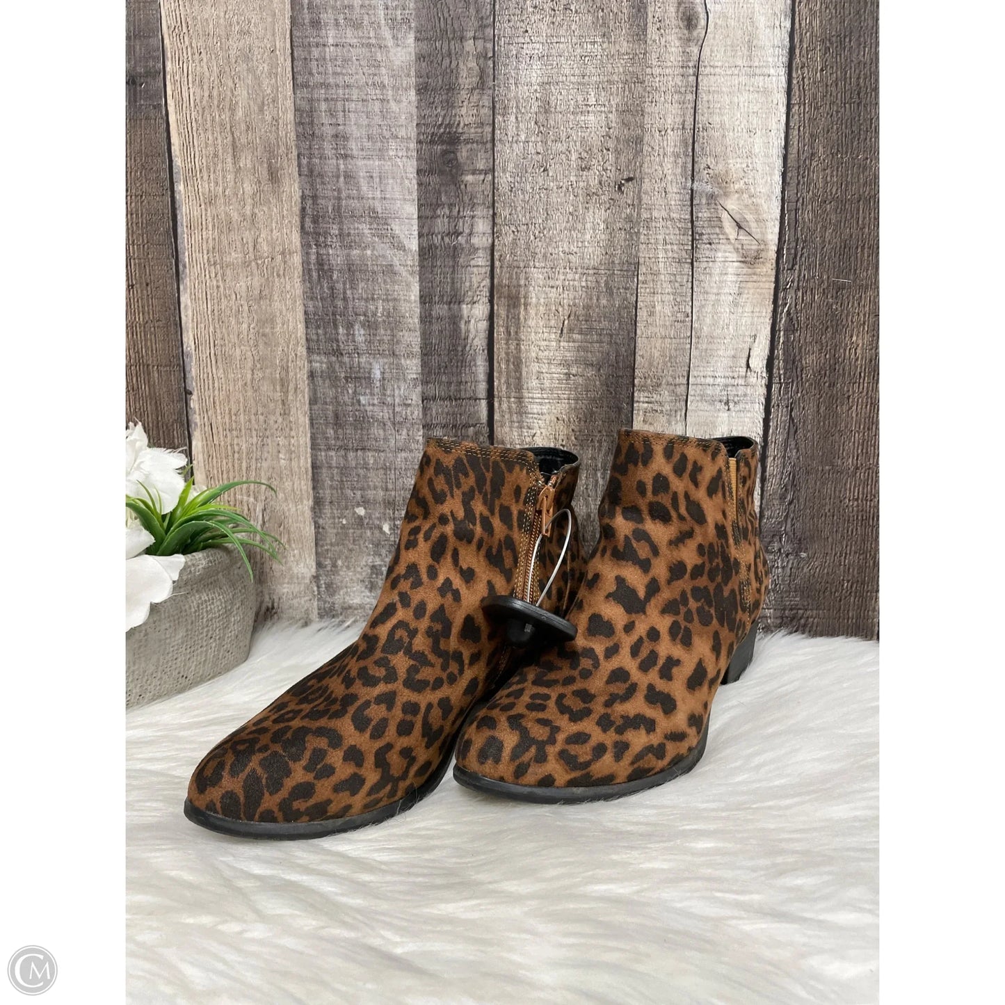 Boots Ankle Flats By Unionbay In Animal Print, Size: 7