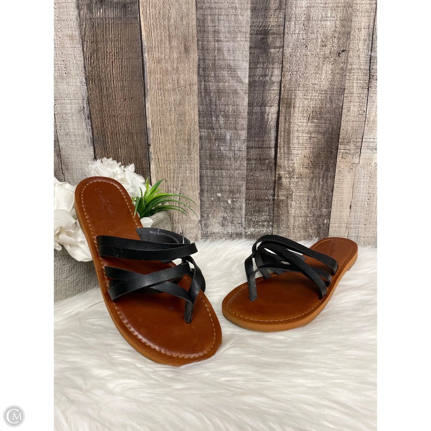 Sandals Flats By Universal Thread In Black, Size: 8