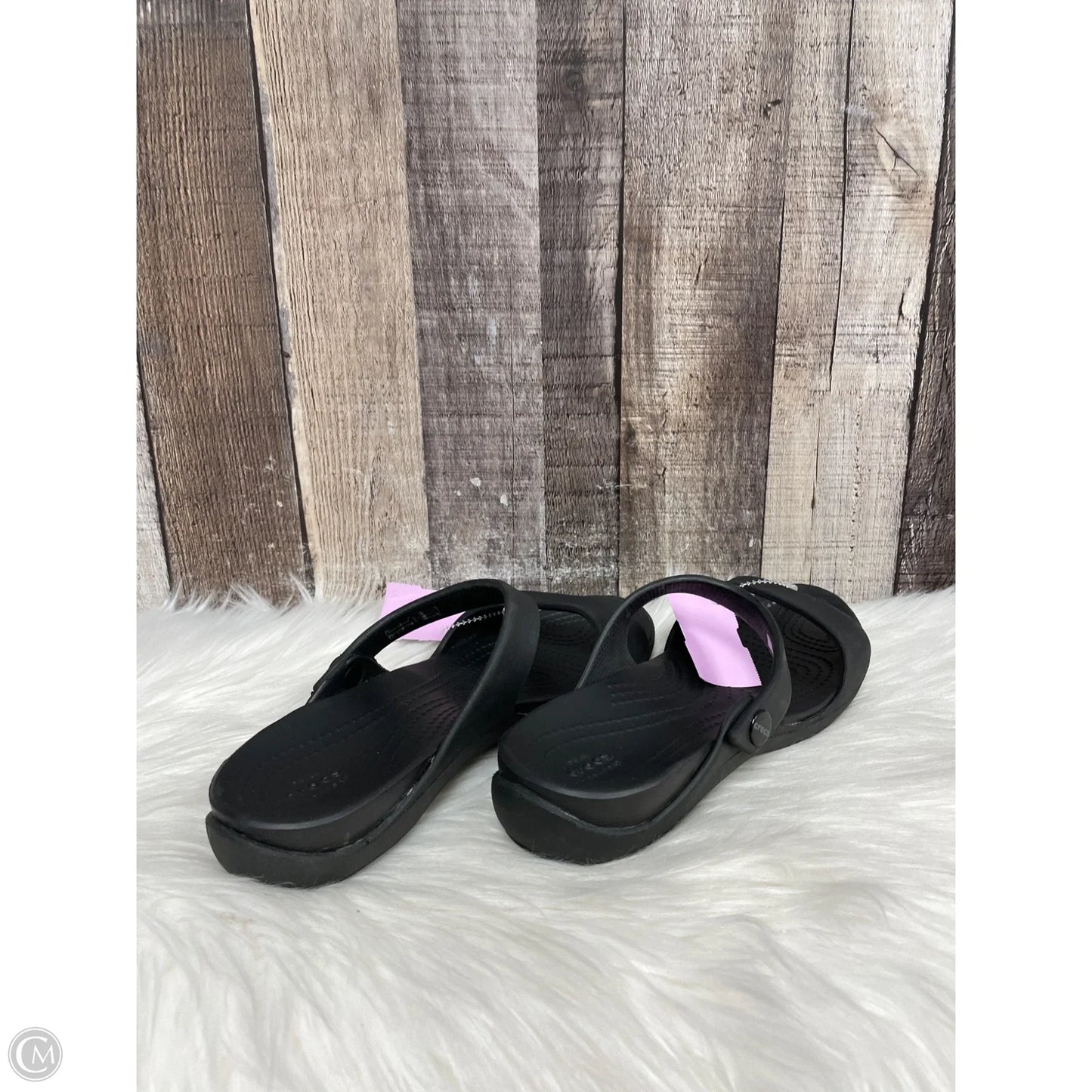 Sandals Flats By Crocs In Black, Size: 7