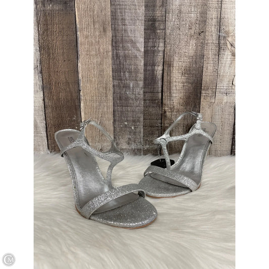 Shoes Designer By Michael Kors In Silver, Size: 9.5