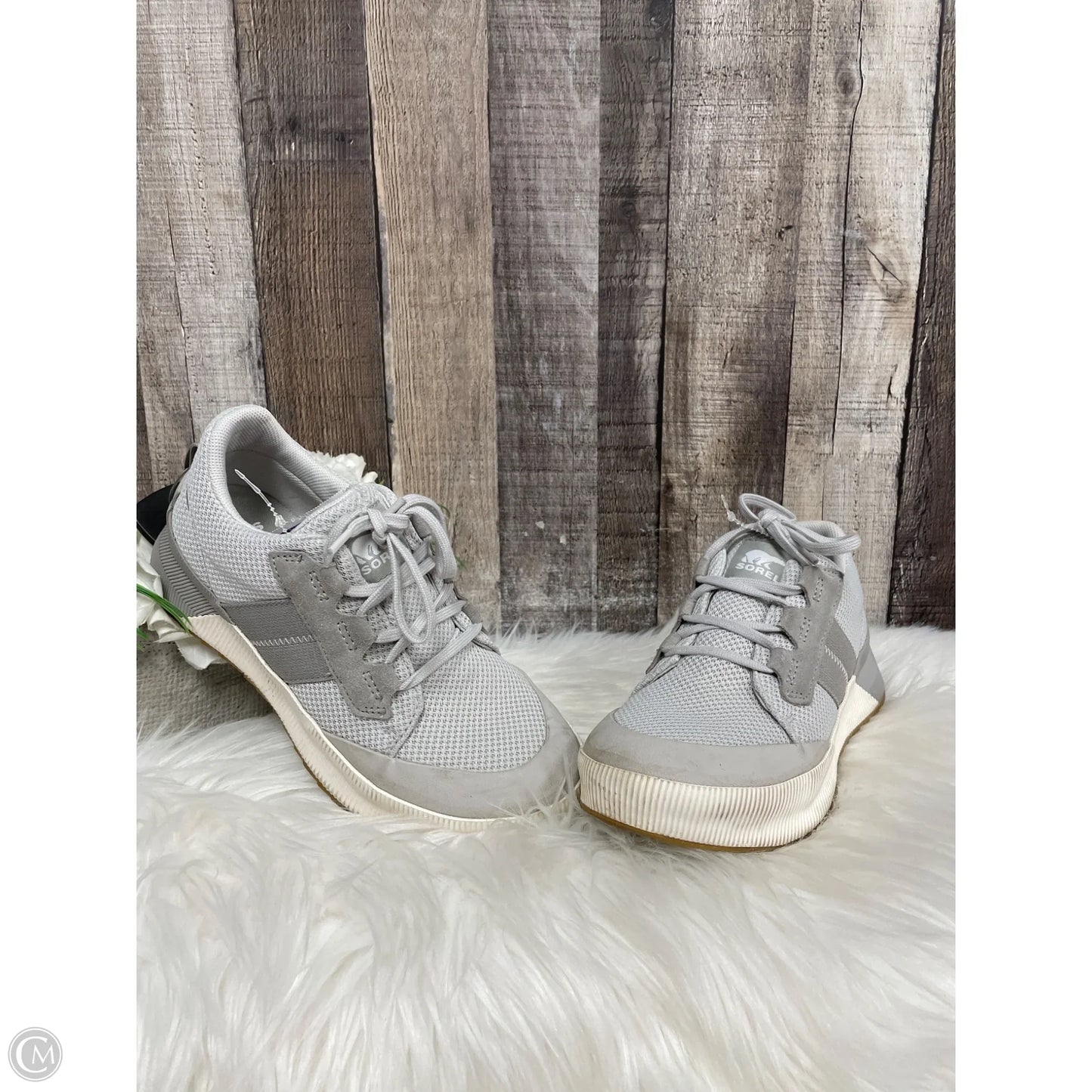 Shoes Sneakers By Sorel In Grey, Size: 8