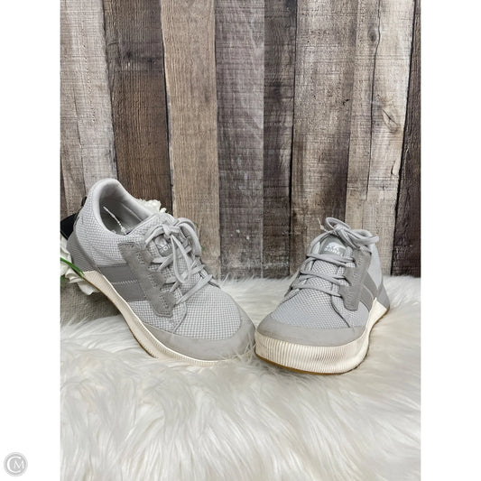 Shoes Sneakers By Sorel In Grey, Size: 8