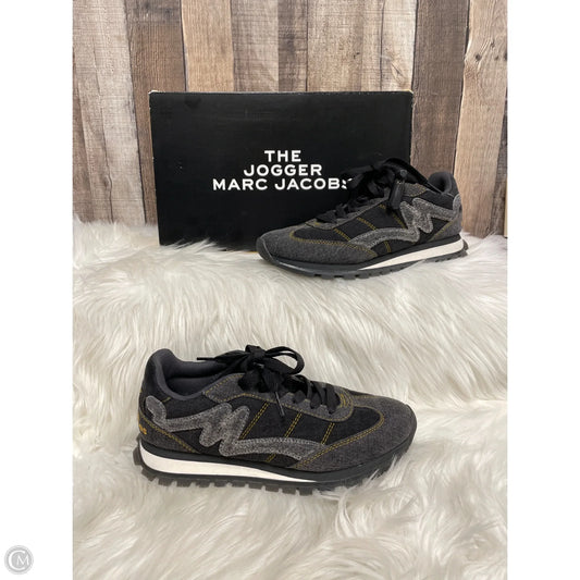 Shoes Designer By Marc Jacobs In Black & Grey, Size: 8