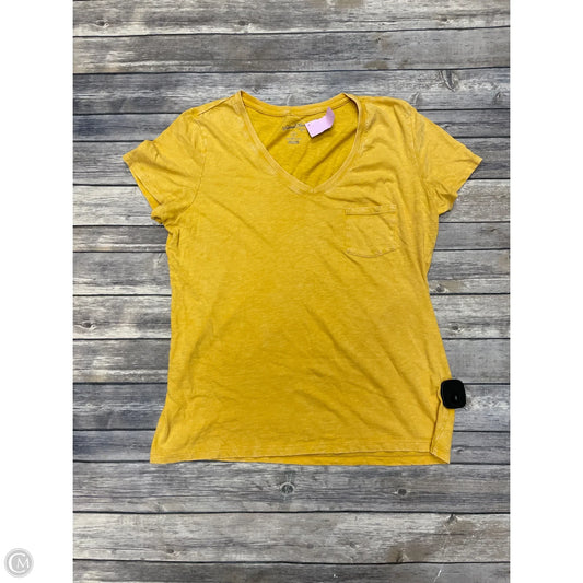 Top Short Sleeve By Universal Thread In Gold, Size: M