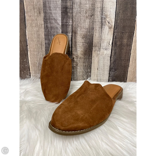 Shoes Flats By Universal Thread In Brown, Size: 11