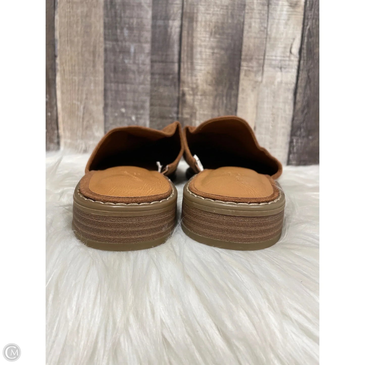Shoes Flats By Universal Thread In Brown, Size: 11