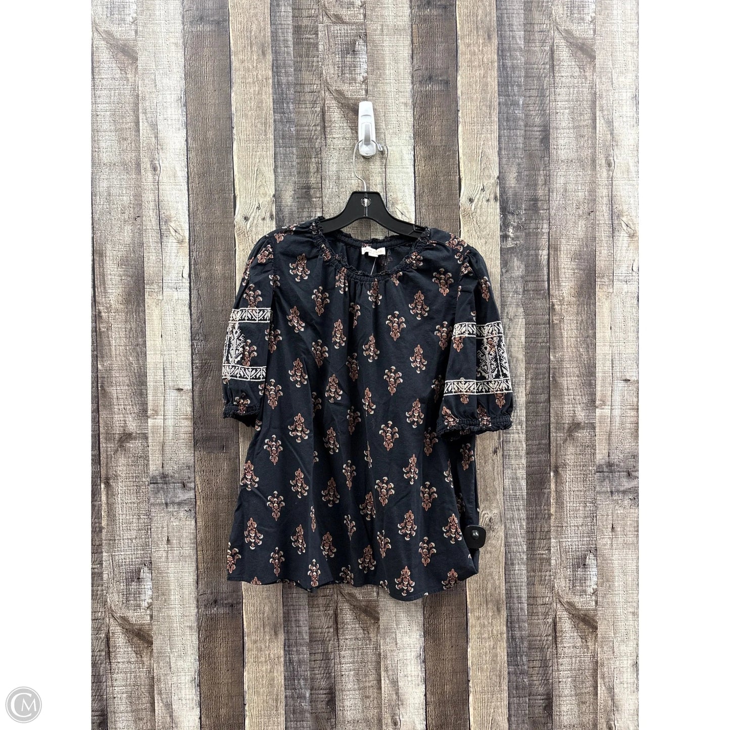 Top Short Sleeve By Knox Rose In Black, Size: L