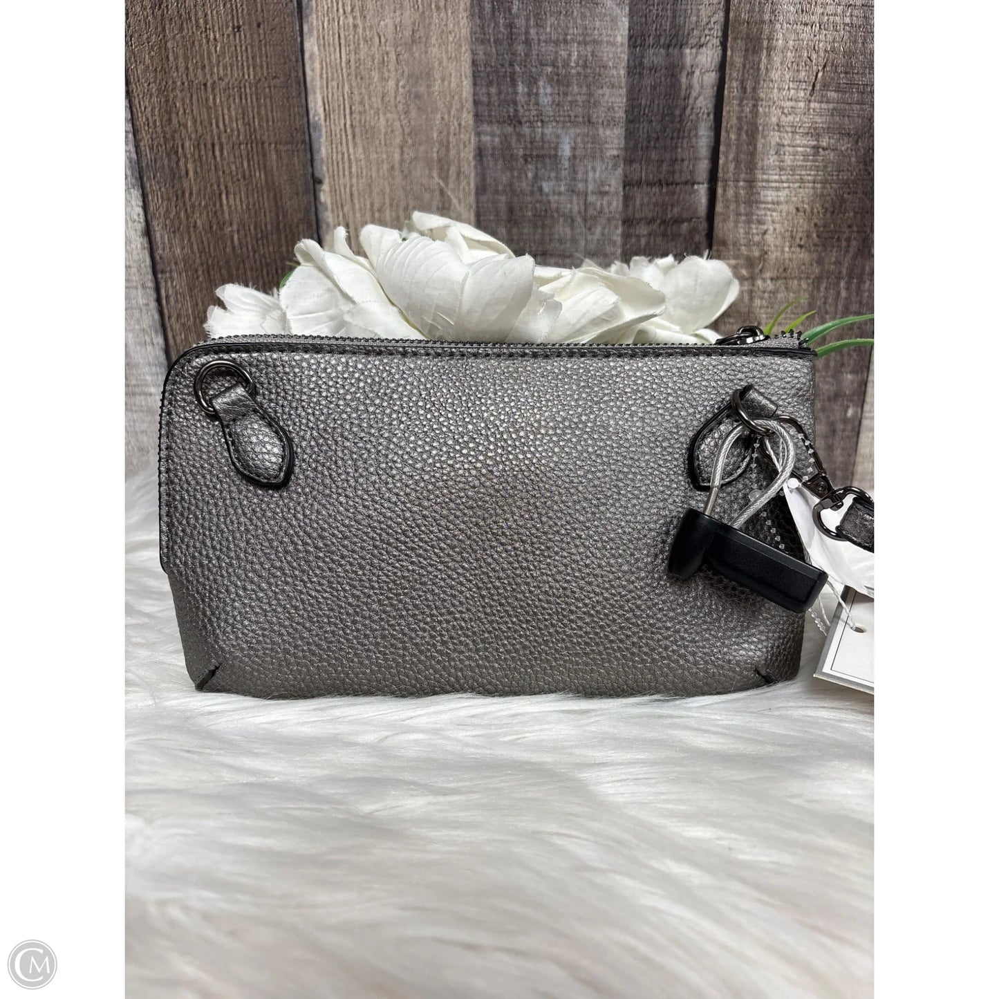 Wristlet By Jen & Co, Size: Medium