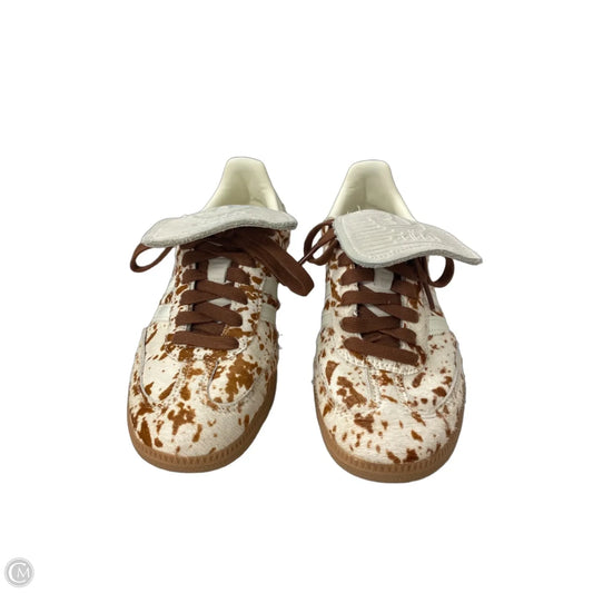 Shoes Sneakers By Tretorn In Silver, Size: 8