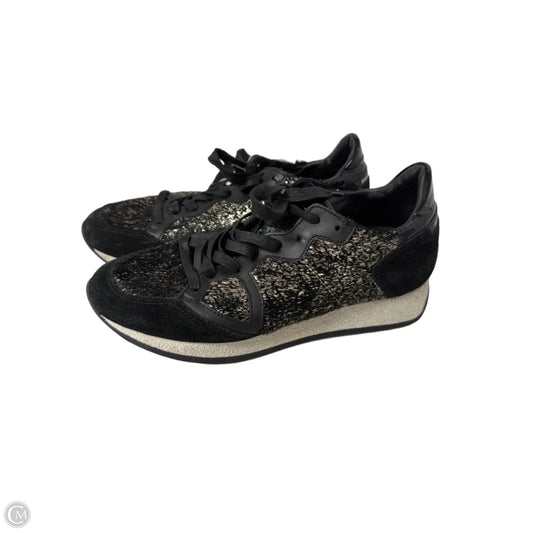 Shoes Sneakers By Cma In Black & Gold, Size: 7.5
