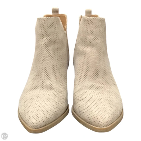 Boots Ankle Flats By Universal Thread In Beige, Size: 10
