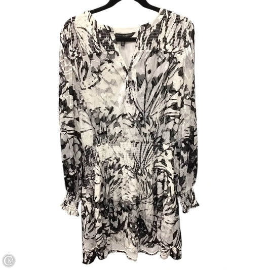 Dress Casual Short By White House Black Market In Black & White, Size: L