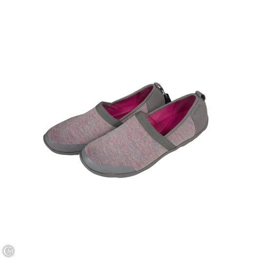 Shoes Sneakers By Crocs In Grey & Pink, Size: 10
