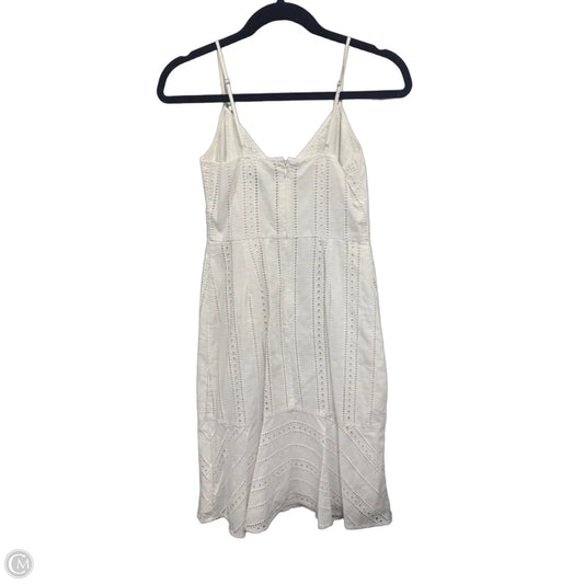 Dress Casual Short By Banana Republic In White, Size: 0p