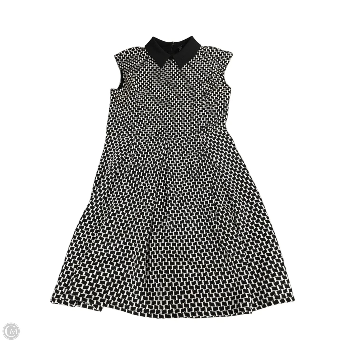 Dress Casual Short By Ann Taylor In Black & White, Size: 6