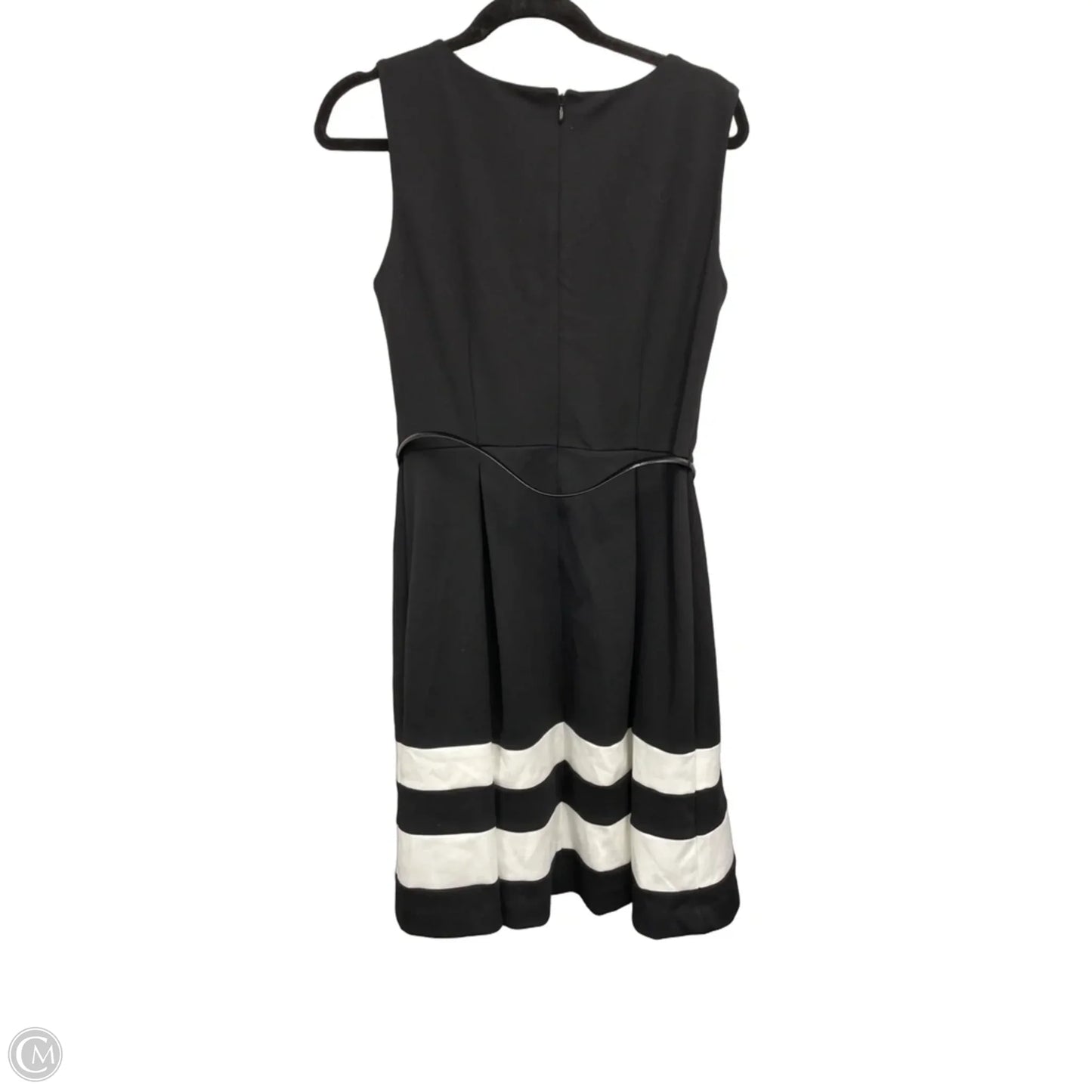 Dress Casual Short By Calvin Klein In Black & White, Size: 8