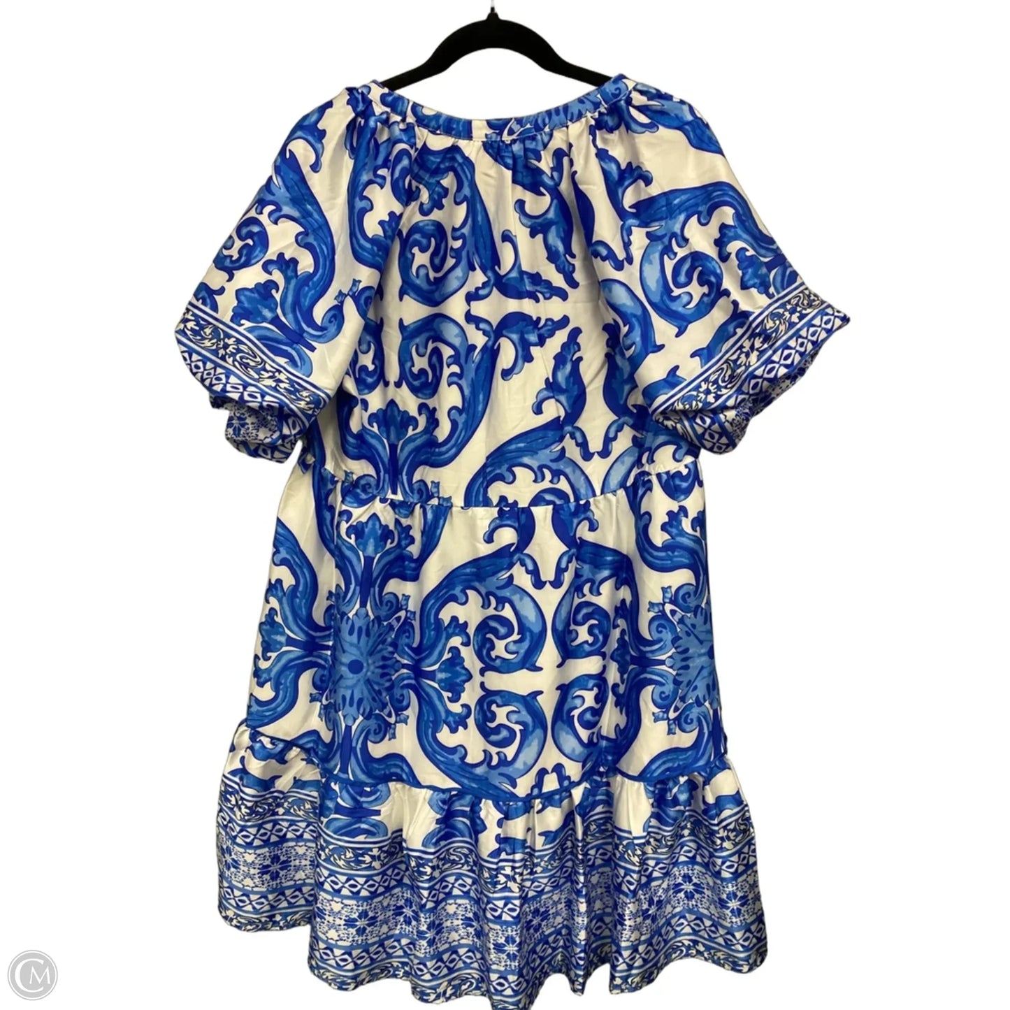 Dress Casual Short By Clothes Mentor In Blue & White, Size: L