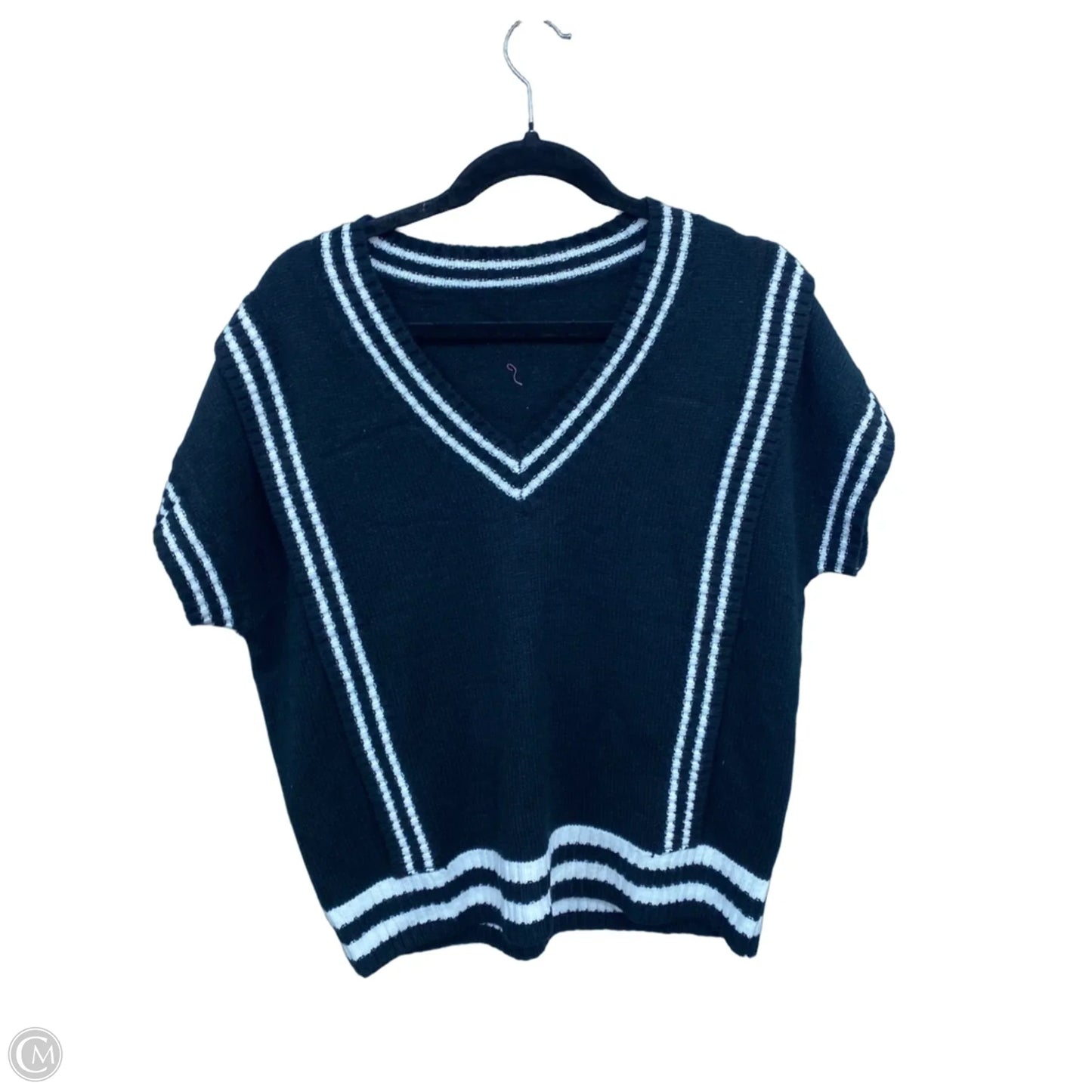 Sweater Short Sleeve By Clothes Mentor In Black & White, Size: M