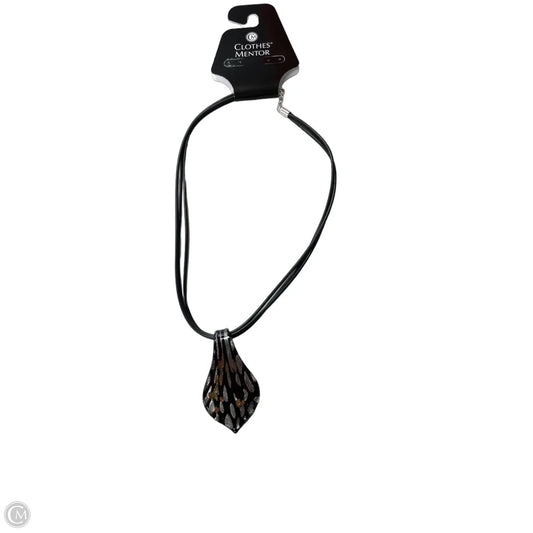Necklace Pendant By Clothes Mentor