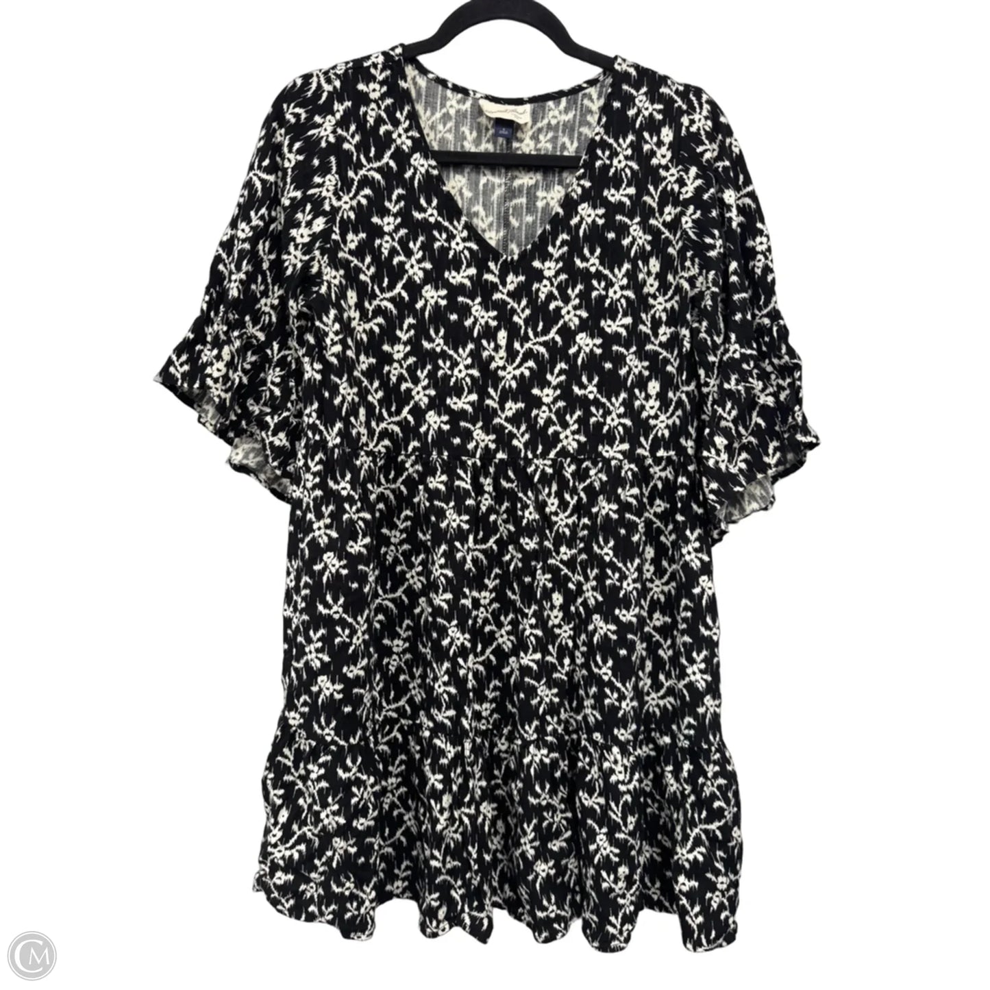 Dress Casual Short By Universal Thread In Black & Cream, Size: S