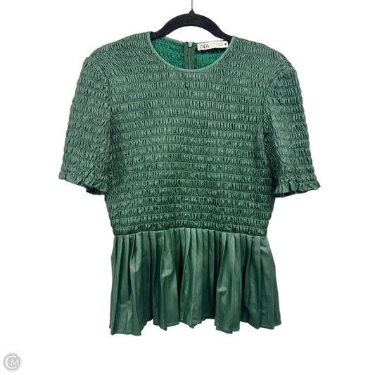 Top Short Sleeve By Zara In Green, Size: M