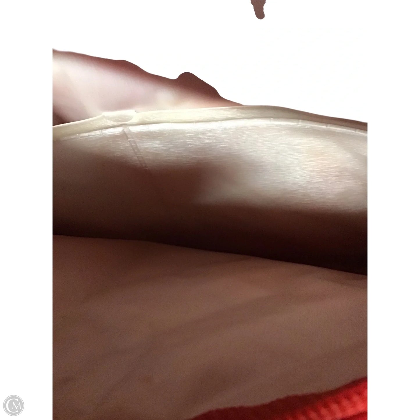 Makeup Bag By Clothes Mentor, Size: Medium