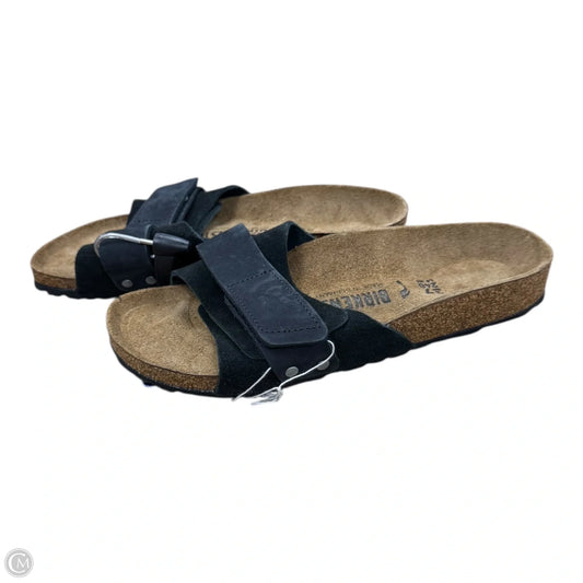 Sandals Flats By Birkenstock In Black, Size: 6.5