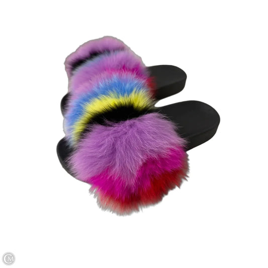 Slippers By Clothes Mentor In Multi-colored, Size: 11