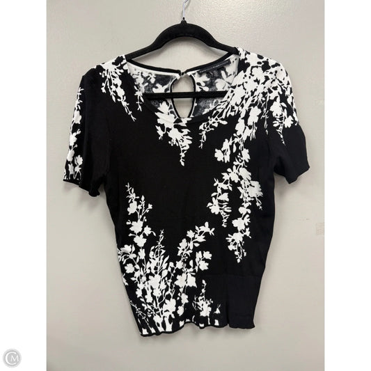 Top Short Sleeve By White House Black Market In Black & White, Size: M