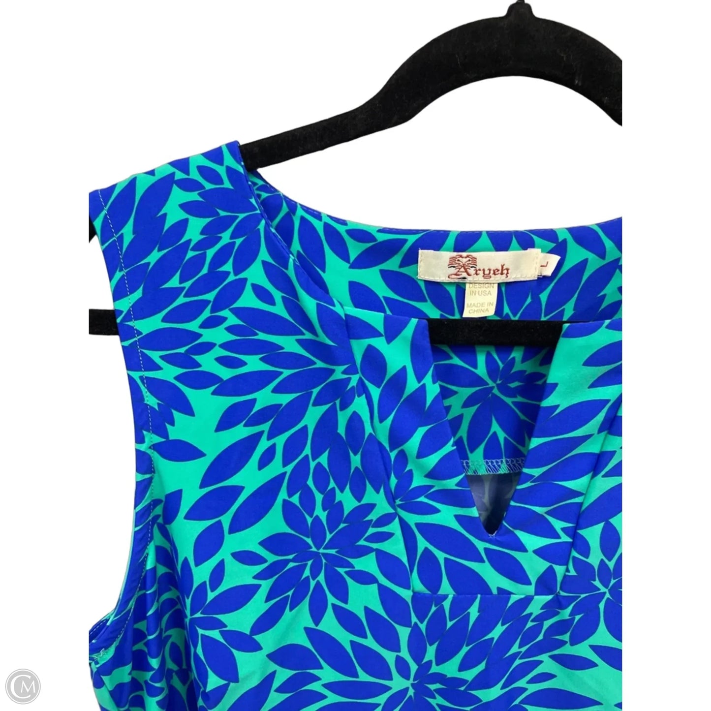 Dress Casual Short By Aryeh In Blue & Green, Size: L