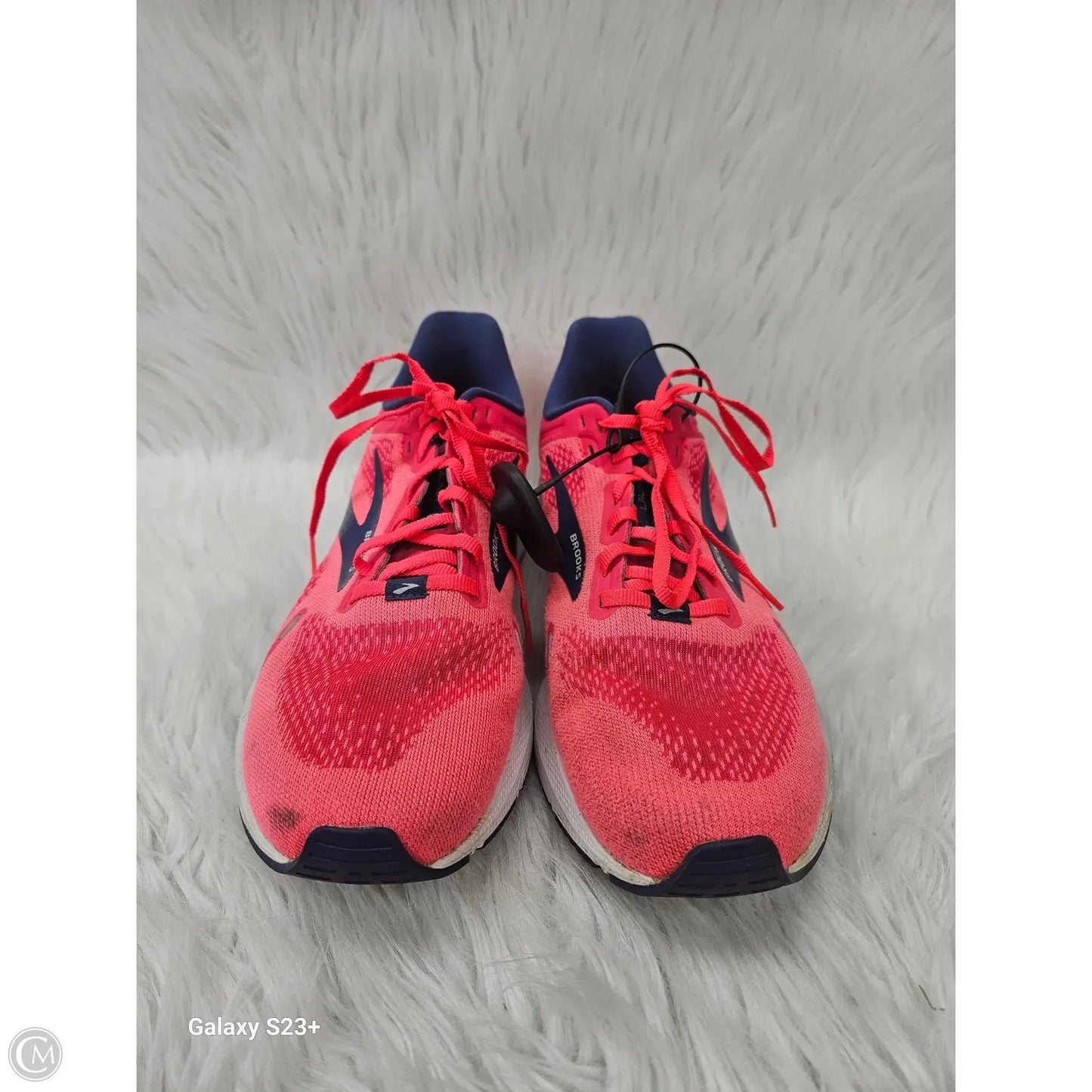 Shoes Athletic By Brooks In Pink, Size: 10