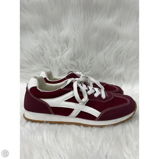 Shoes Sneakers By Clothes Mentor In Maroon, Size: 9