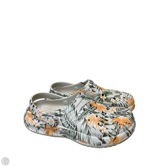 Shoes Flats By Skechers In Tropical Print, Size: 9