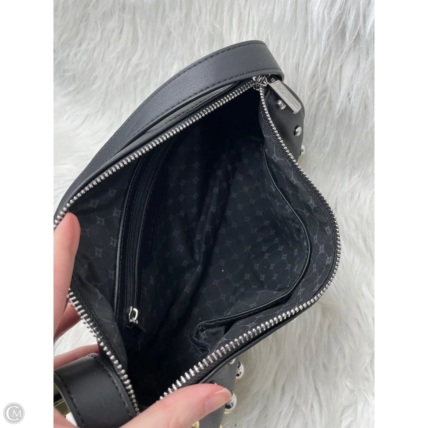 Handbag By Bcbgeneration, Size: Medium