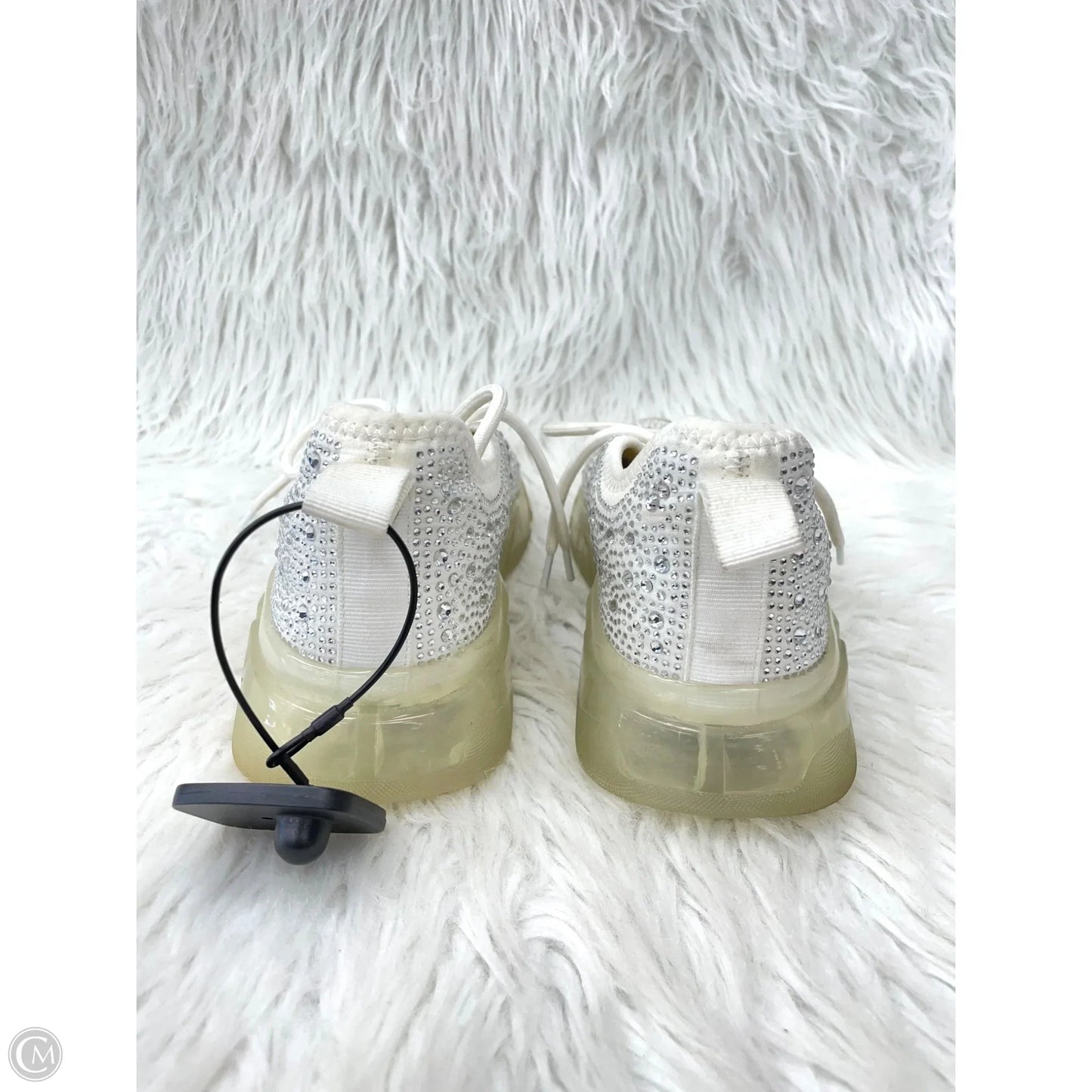 Shoes Sneakers By Steve Madden In White, Size: 7.5