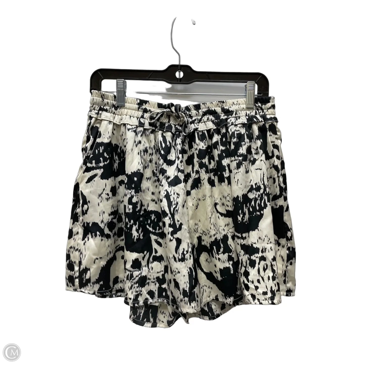 Shorts By Glam In Black & Cream, Size: L