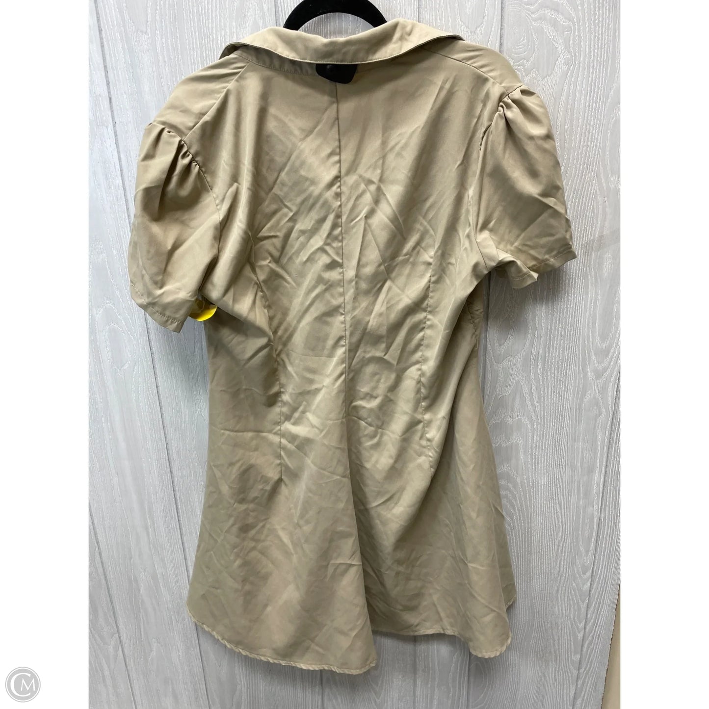 Dress Casual Short By Pretty Little Thing In Tan, Size: L