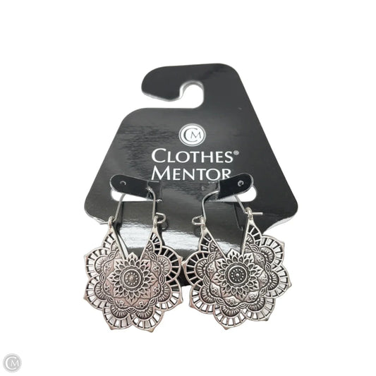 Earrings Dangle/drop By Clothes Mentor