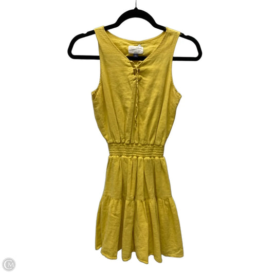Dress Casual Short By Universal Thread In Yellow, Size: Xs