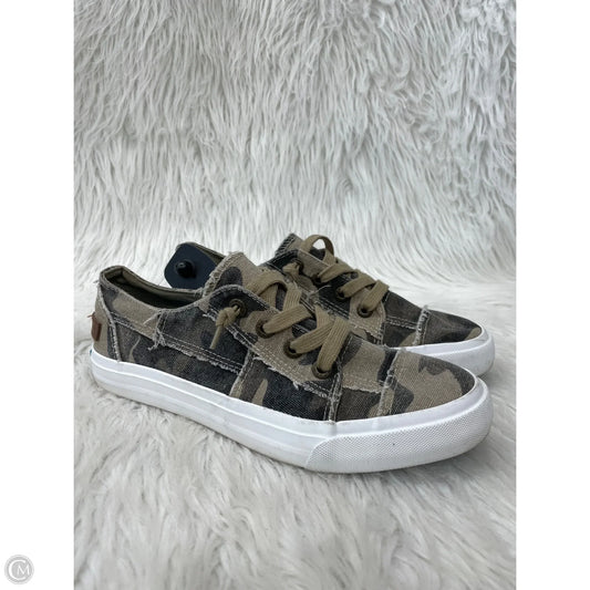 Shoes Flats By Blowfish In Camouflage Print, Size: 8.5