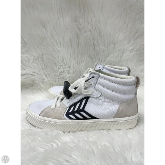 Shoes Sneakers By Cariuma In White, Size: 10