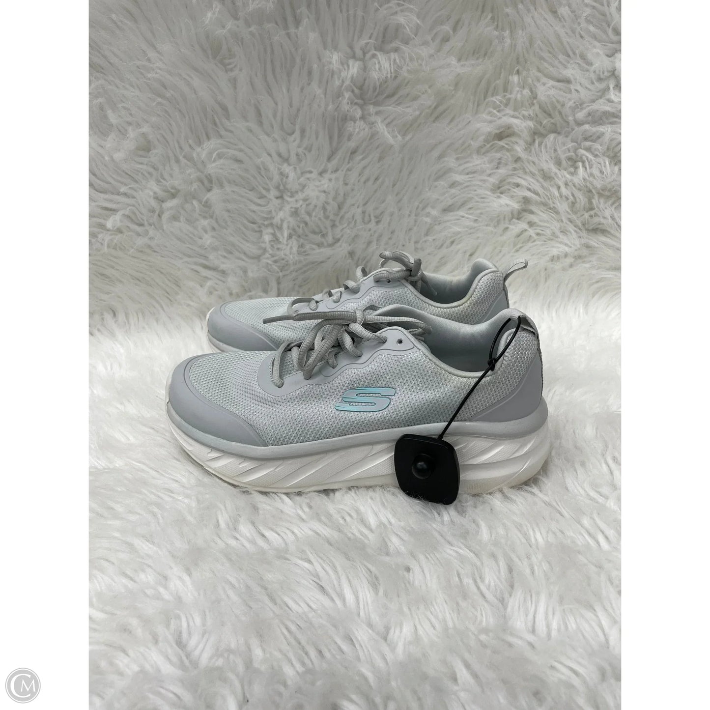 Shoes Athletic By Skechers In Grey, Size: 7.5