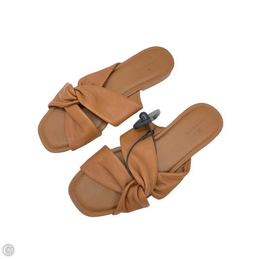 Sandals Flats By Caslon In Tan, Size: 6.5