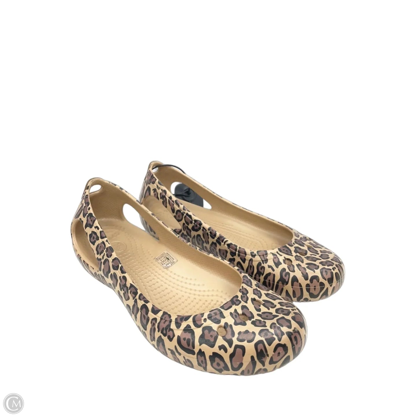 Shoes Flats By Crocs In Animal Print, Size: 7