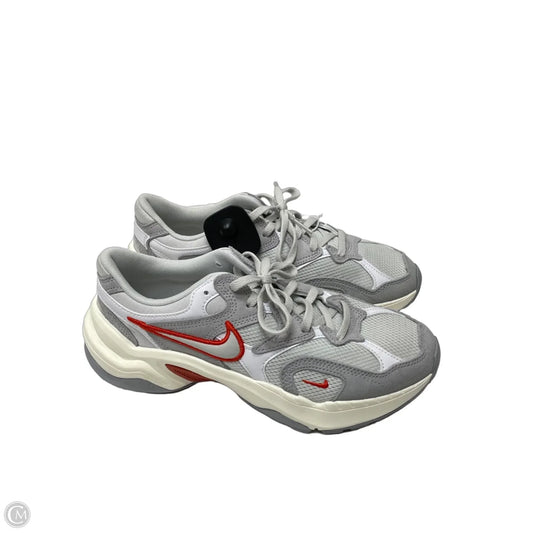 Shoes Athletic By Nike In Grey & White, Size: 8.5
