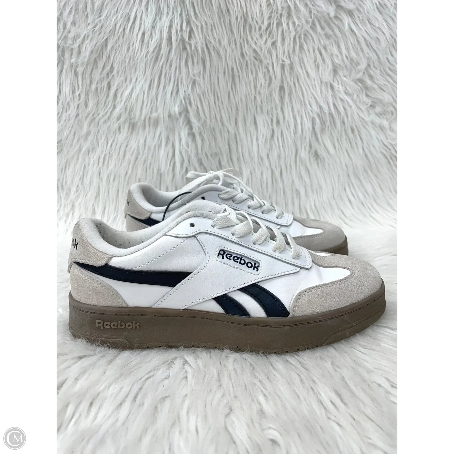 Shoes Sneakers By Reebok In Black & White, Size: 7