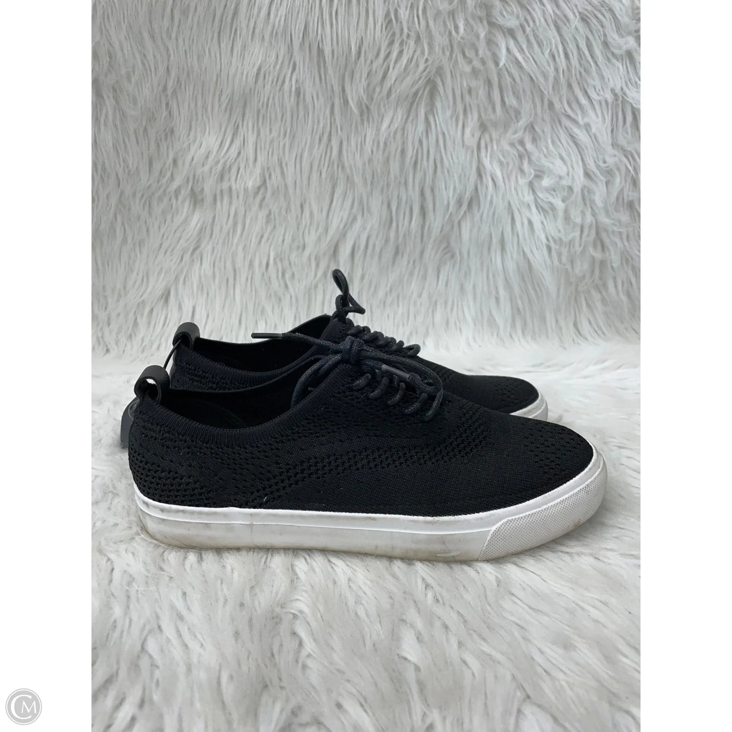 Shoes Sneakers By Clothes Mentor In Black, Size: 8