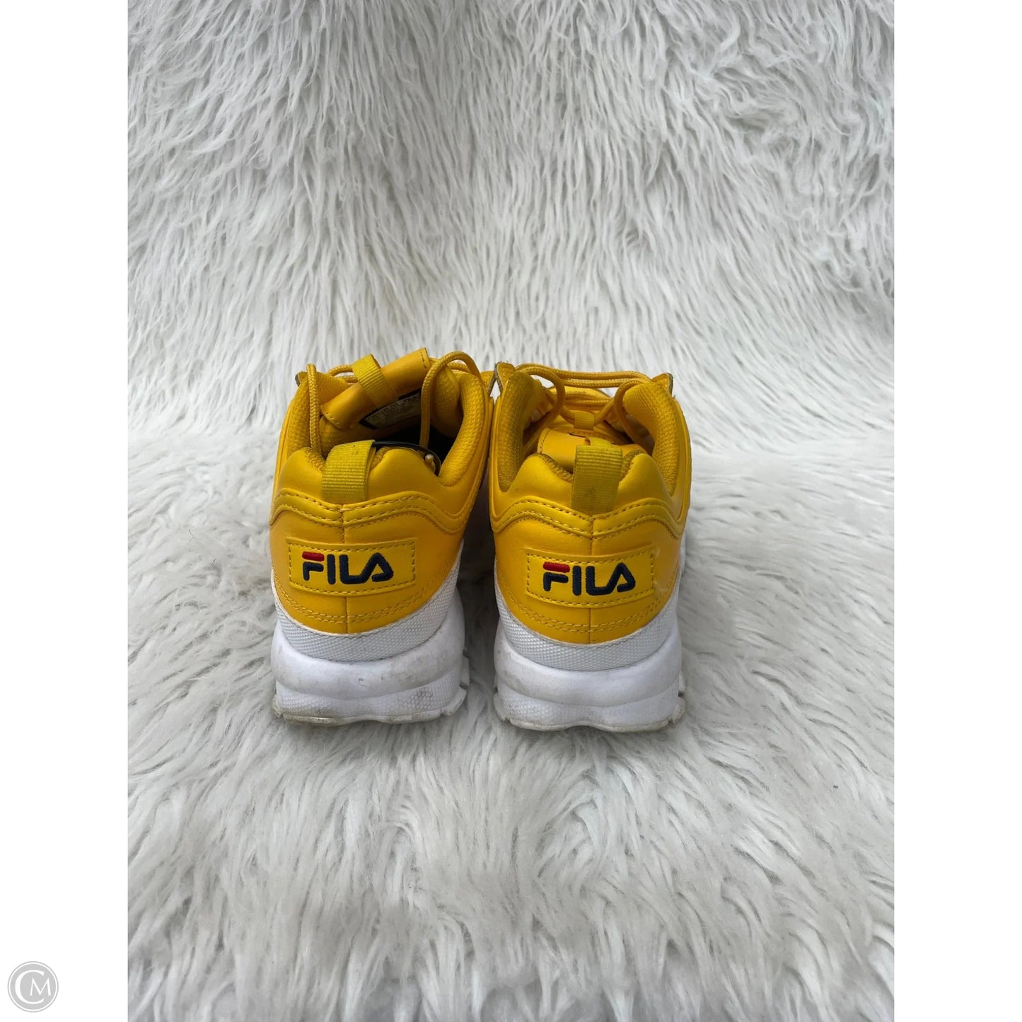 Shoes Sneakers By Fila In White & Yellow, Size: 7.5