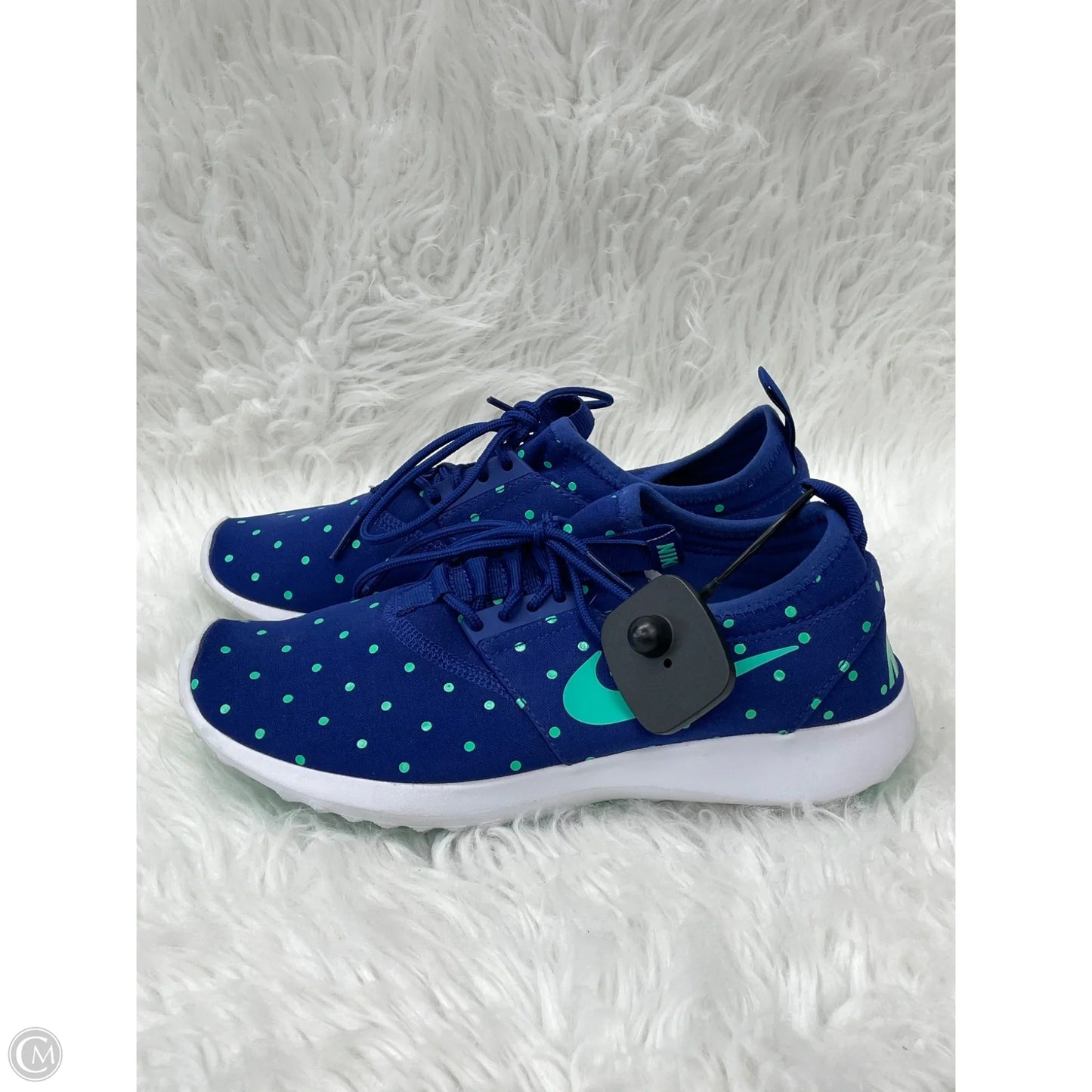 Shoes Athletic By Nike In Polkadot Pattern, Size: 7.5