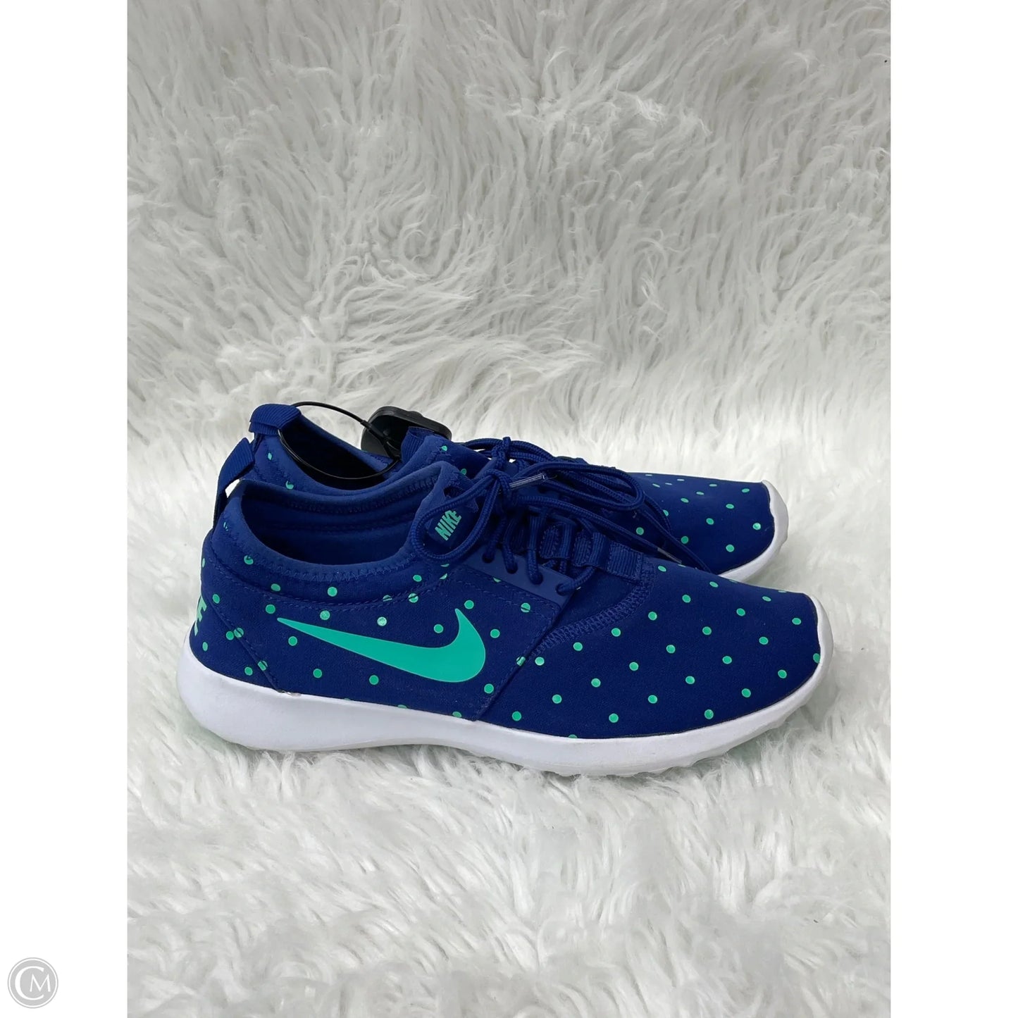 Shoes Athletic By Nike In Polkadot Pattern, Size: 7.5